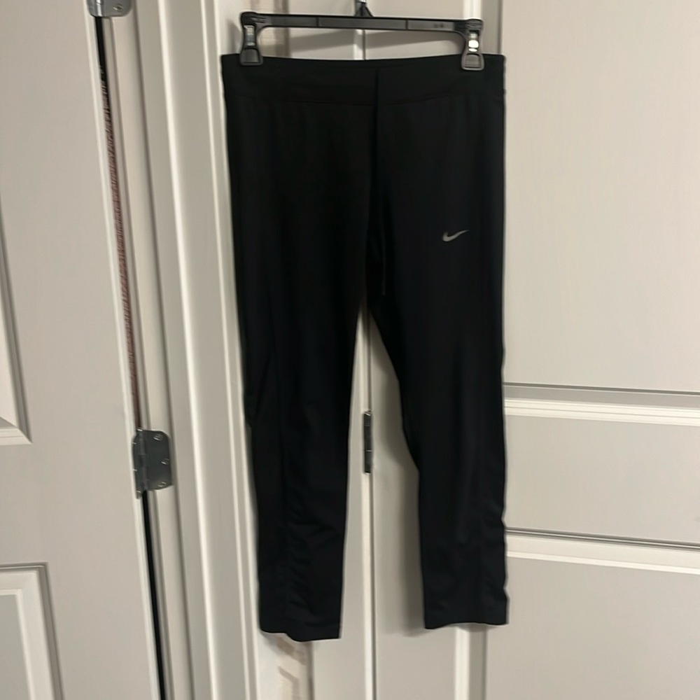 Nike black Dri-Fit ankle legging Medium